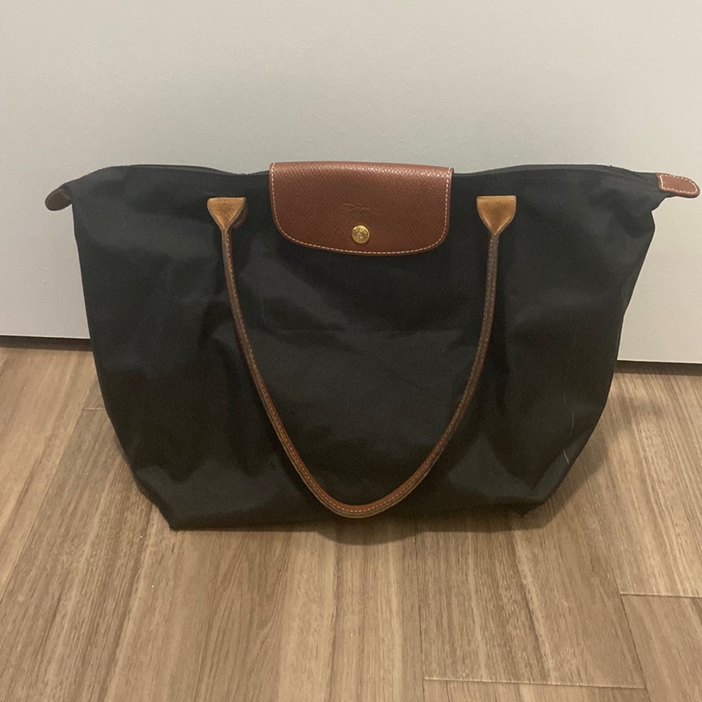 Long champ black bag